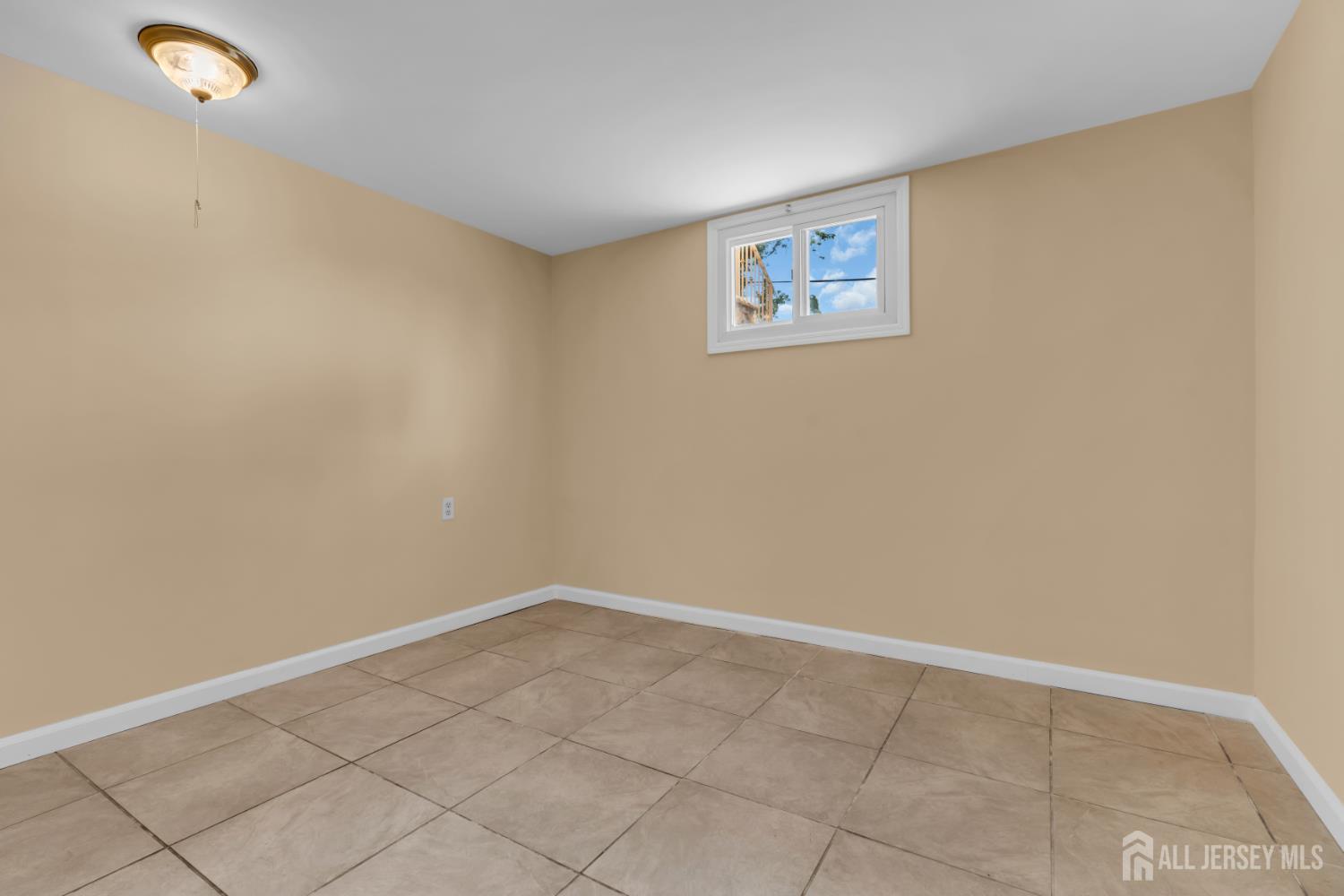 15 Rolfe Avenue Highland Park NJ 08904