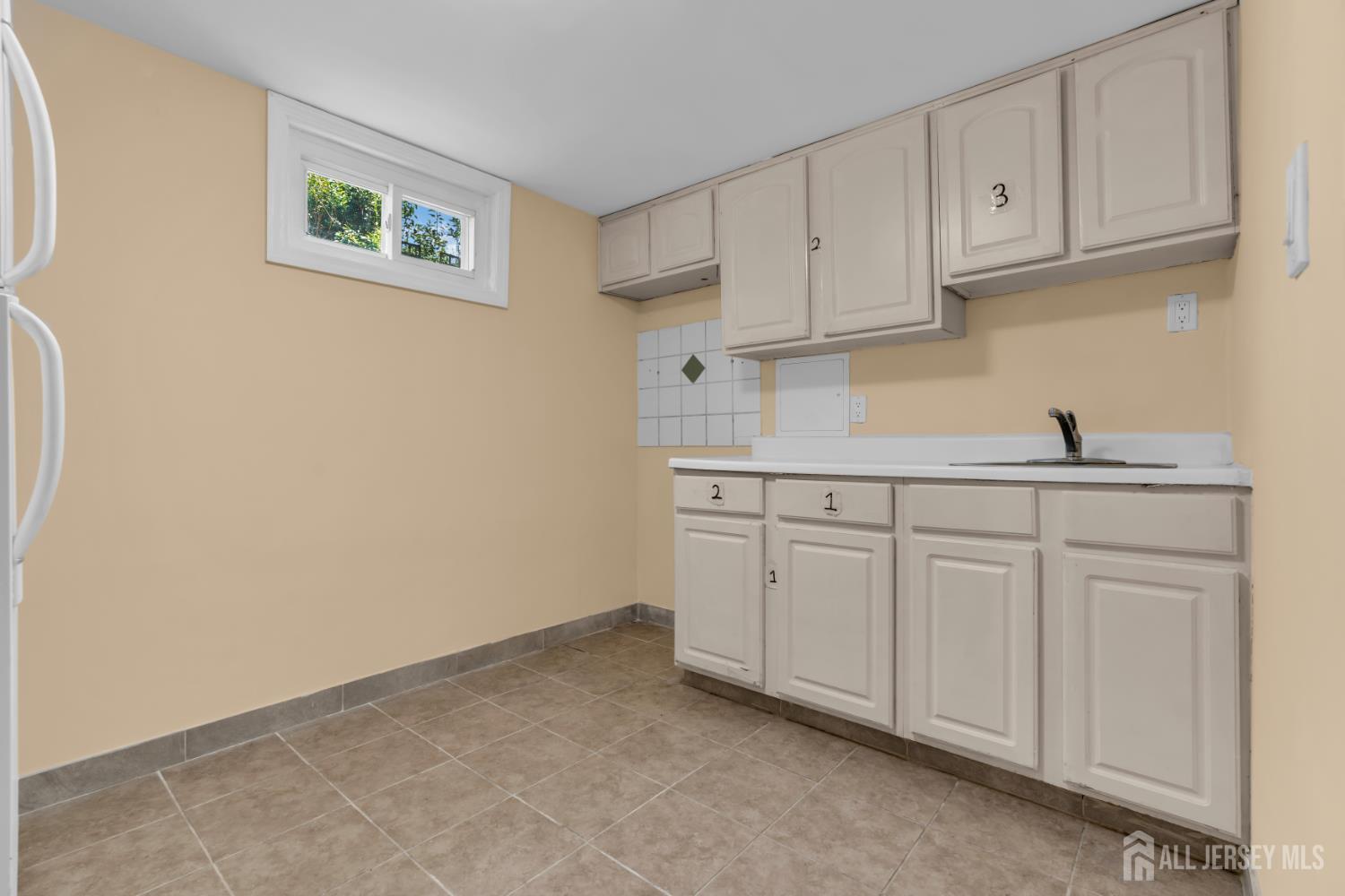 15 Rolfe Avenue Highland Park NJ 08904