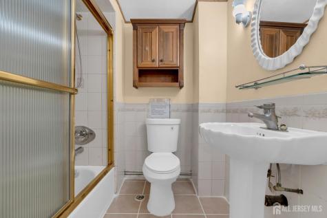 15 Rolfe Avenue Highland Park NJ 08904