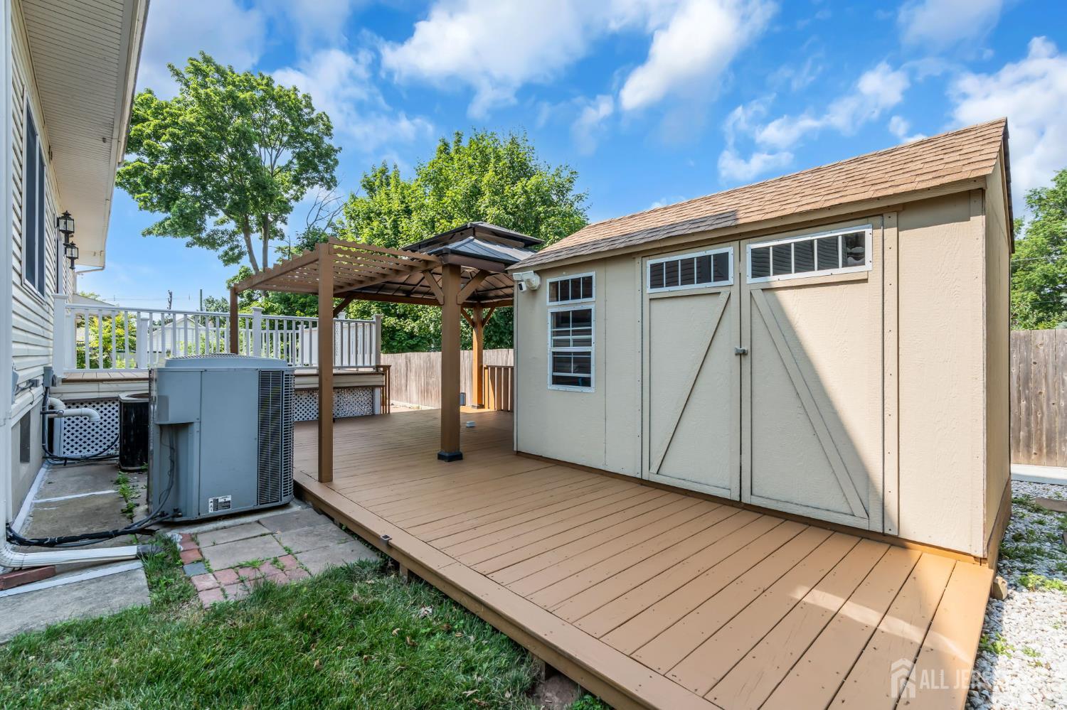 15 Rolfe Avenue Highland Park NJ 08904
