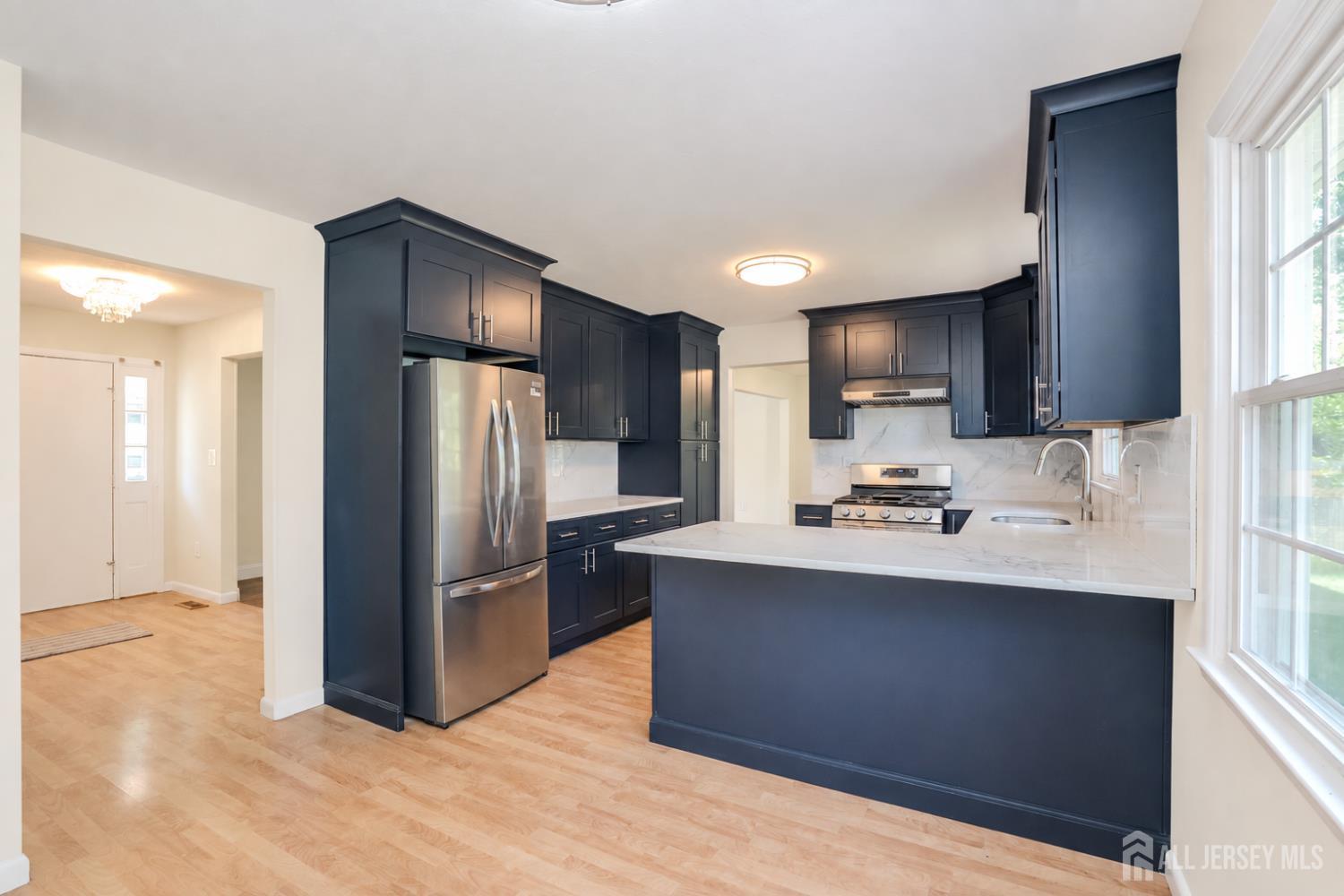 18 Parker Road Plainsboro NJ 08536