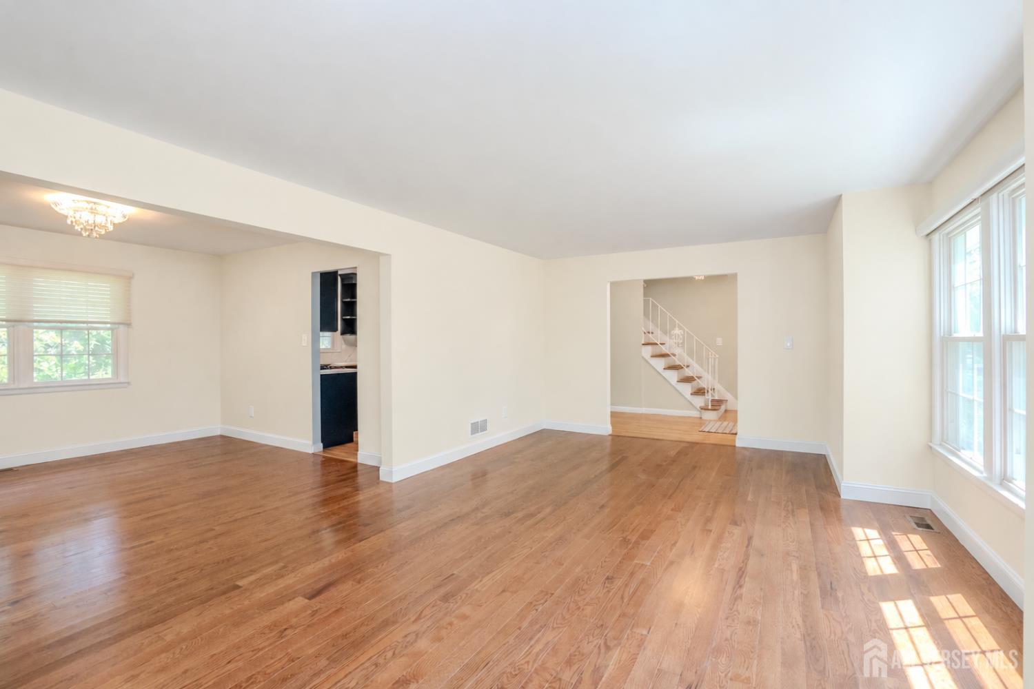 18 Parker Road Plainsboro NJ 08536