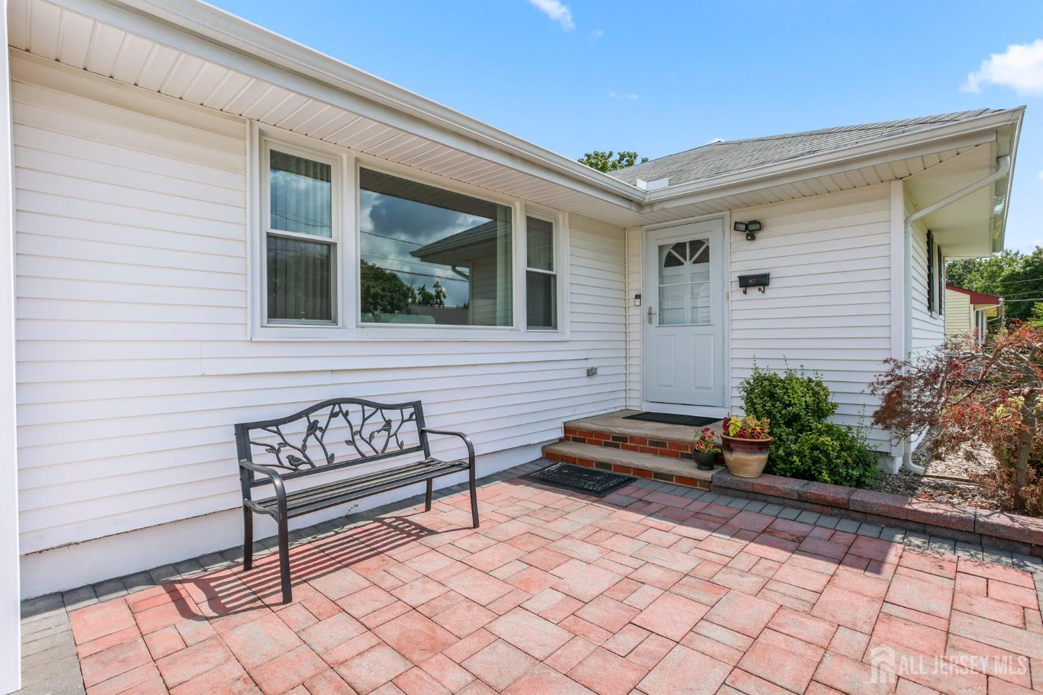 13 Briarwood Drive Franklin NJ 08873