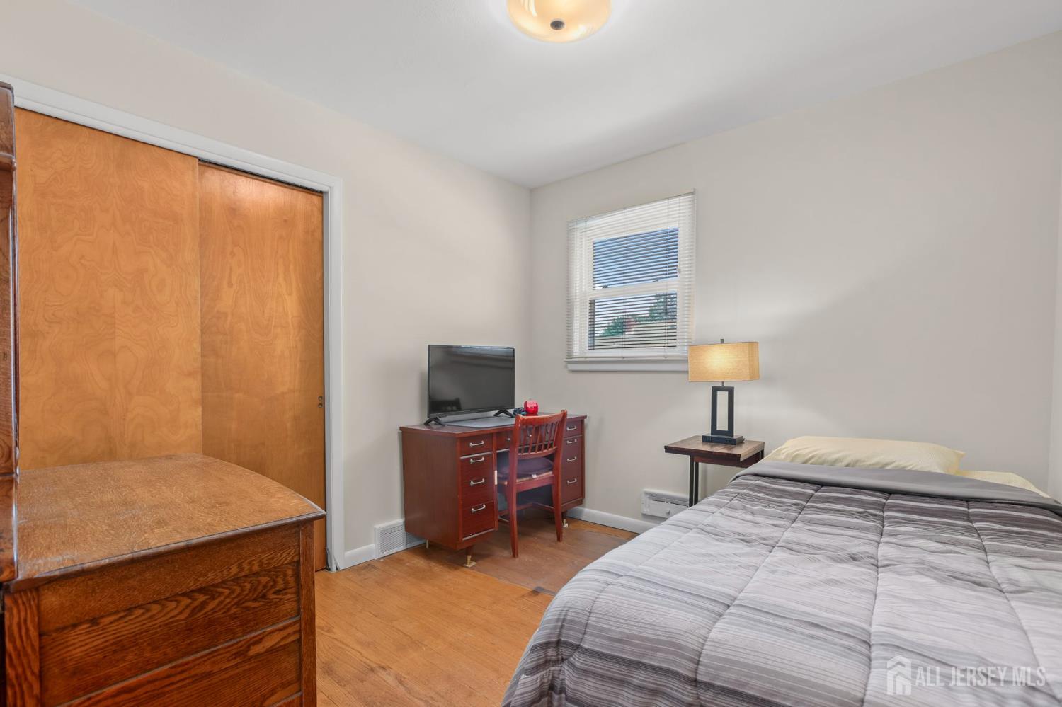 13 Briarwood Drive Franklin NJ 08873