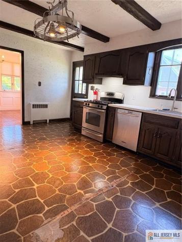 13 Fountain Street East Brunswick NJ 08816