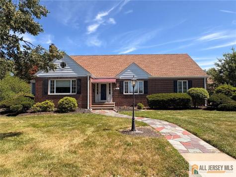 13 Fountain Street East Brunswick NJ 08816