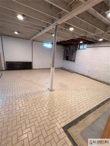 13 Fountain Street East Brunswick NJ 08816