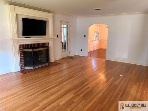 13 Fountain Street East Brunswick NJ 08816
