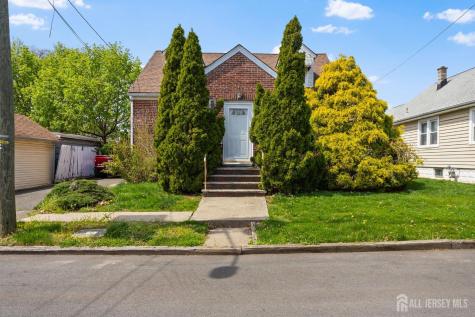 35 Melbourne Court Woodbridge Proper NJ 07095
