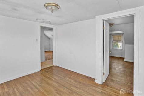 35 Melbourne Court Woodbridge Proper NJ 07095