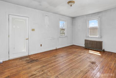 35 Melbourne Court Woodbridge Proper NJ 07095
