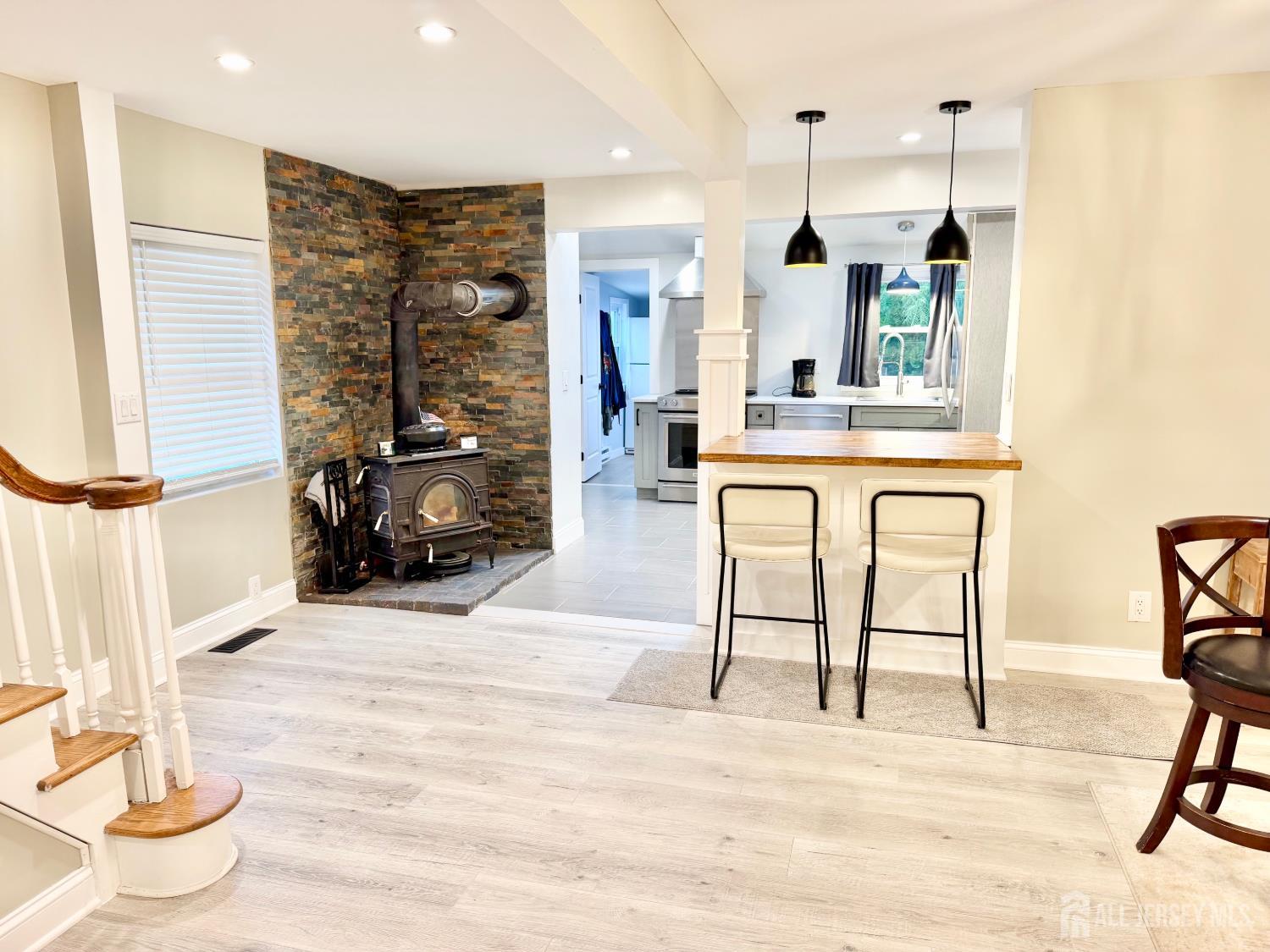 27 Brookside Road Spotswood NJ 08884