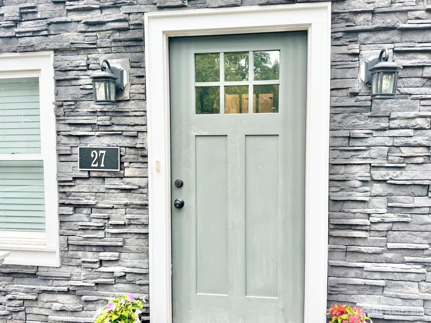 27 Brookside Road Spotswood NJ 08884
