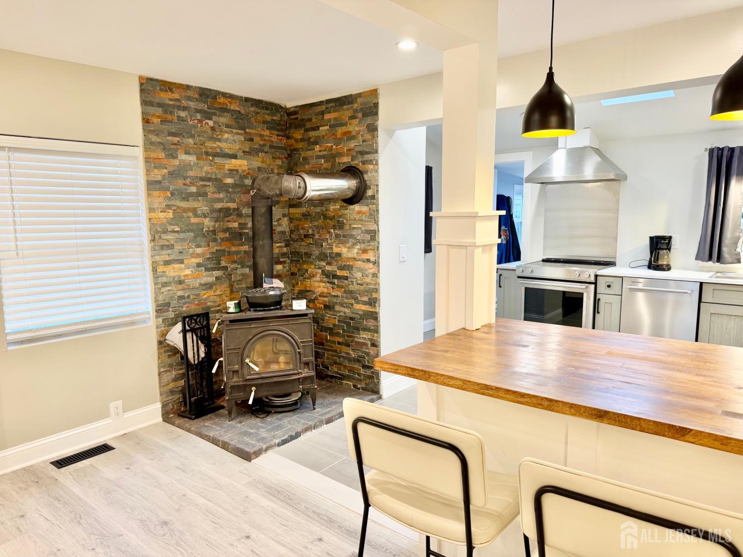 27 Brookside Road Spotswood NJ 08884