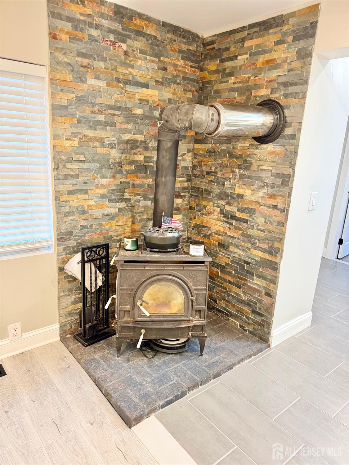27 Brookside Road Spotswood NJ 08884
