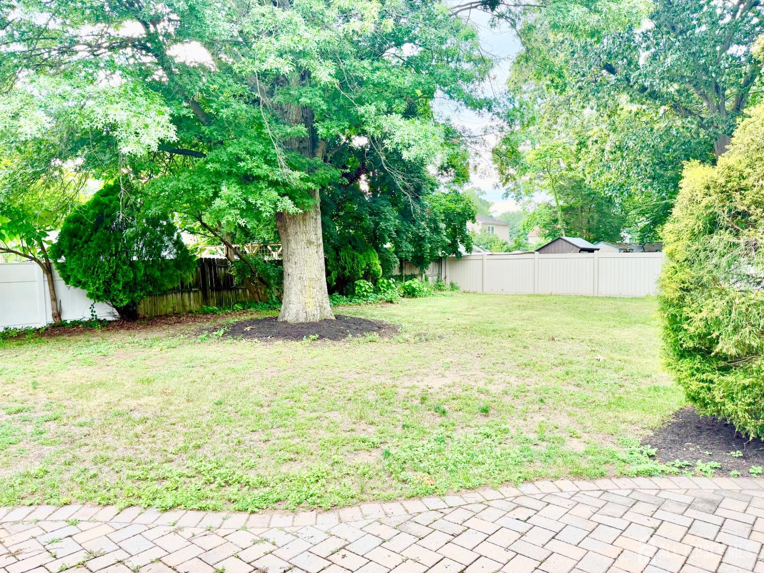 27 Brookside Road Spotswood NJ 08884