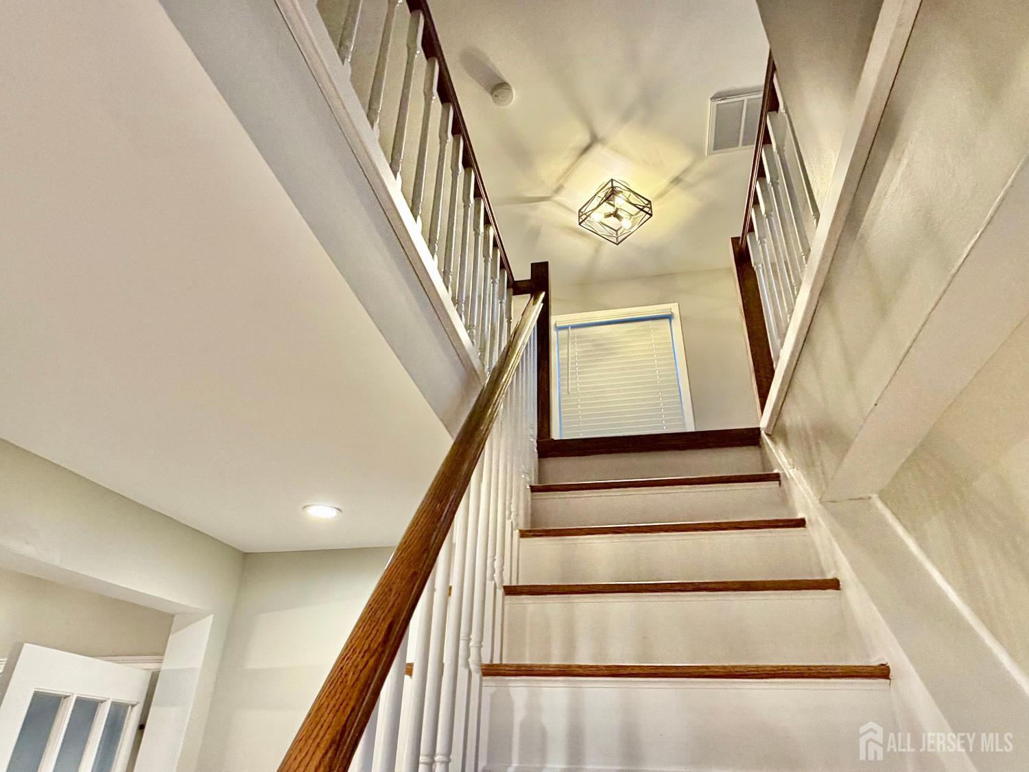27 Brookside Road Spotswood NJ 08884