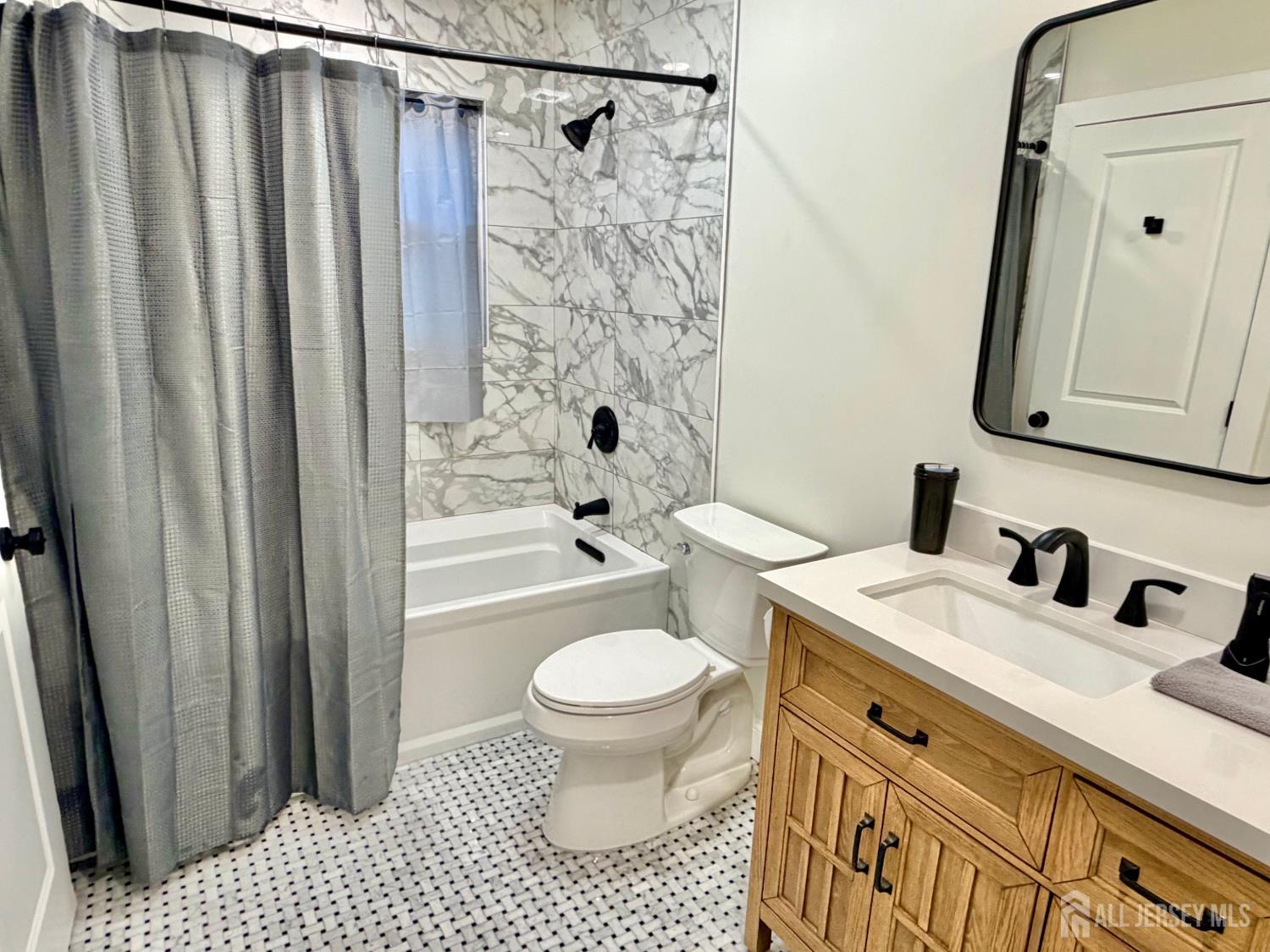 27 Brookside Road Spotswood NJ 08884
