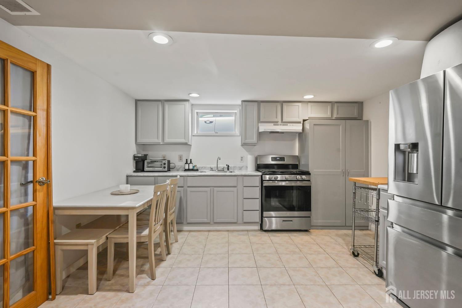 12 Evelyn Terrace South Amboy NJ 08879