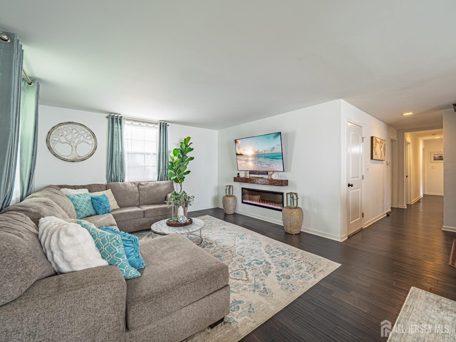 45 Betts Avenue Lawrence NJ 08648