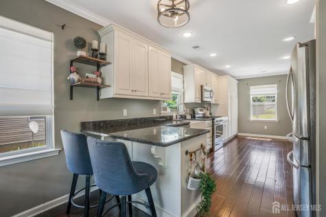 203 Harris Avenue Middlesex NJ 08846