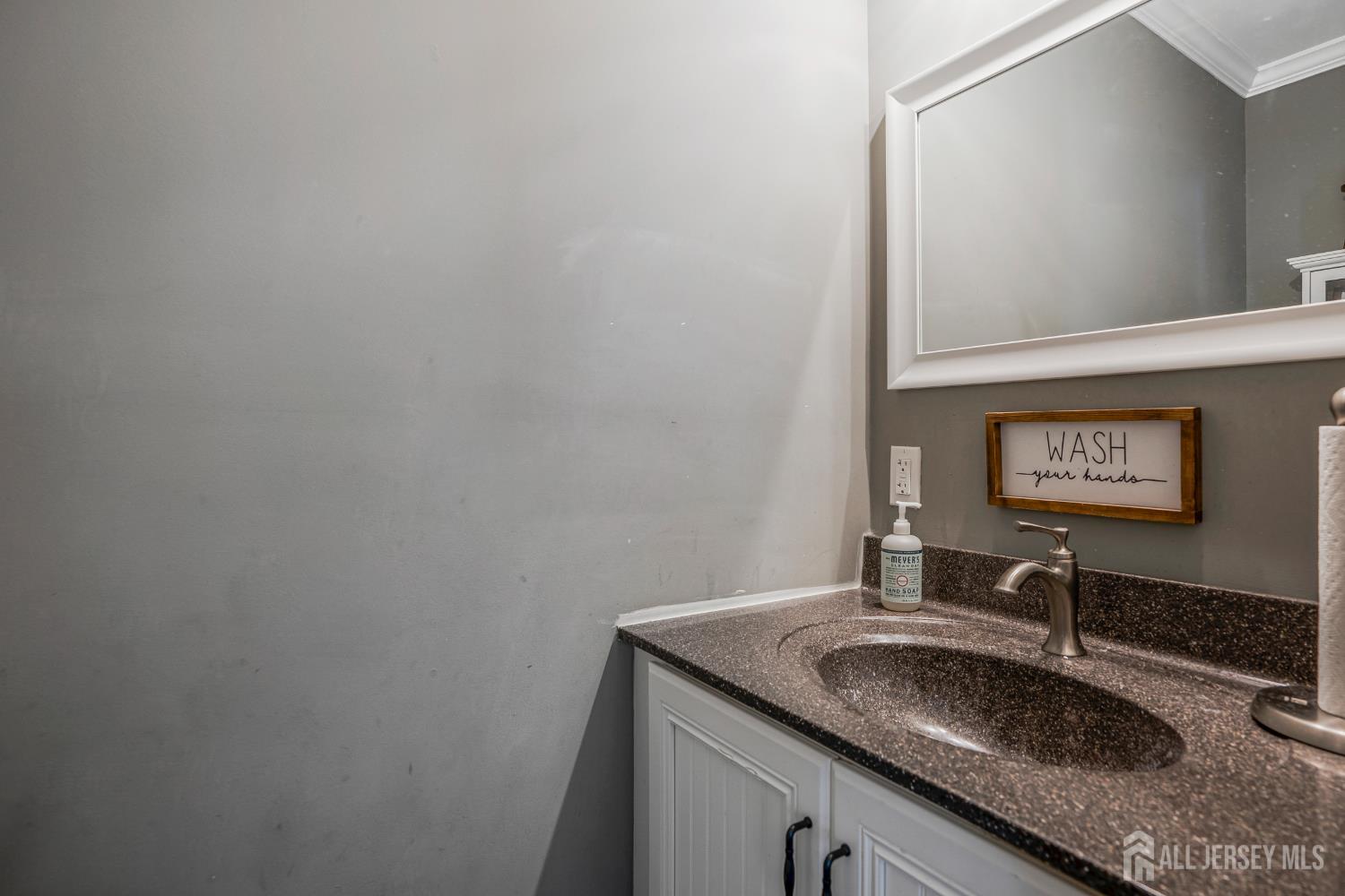 203 Harris Avenue Middlesex NJ 08846