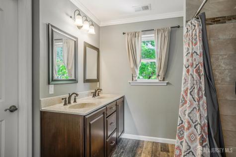 203 Harris Avenue Middlesex NJ 08846