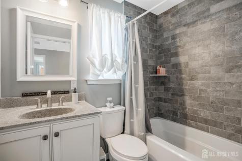 203 Harris Avenue Middlesex NJ 08846