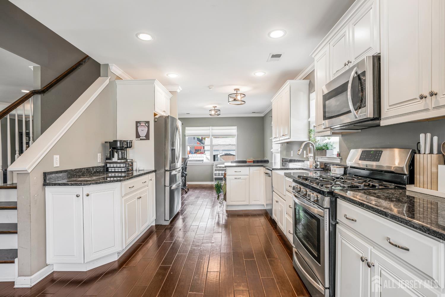 203 Harris Avenue Middlesex NJ 08846