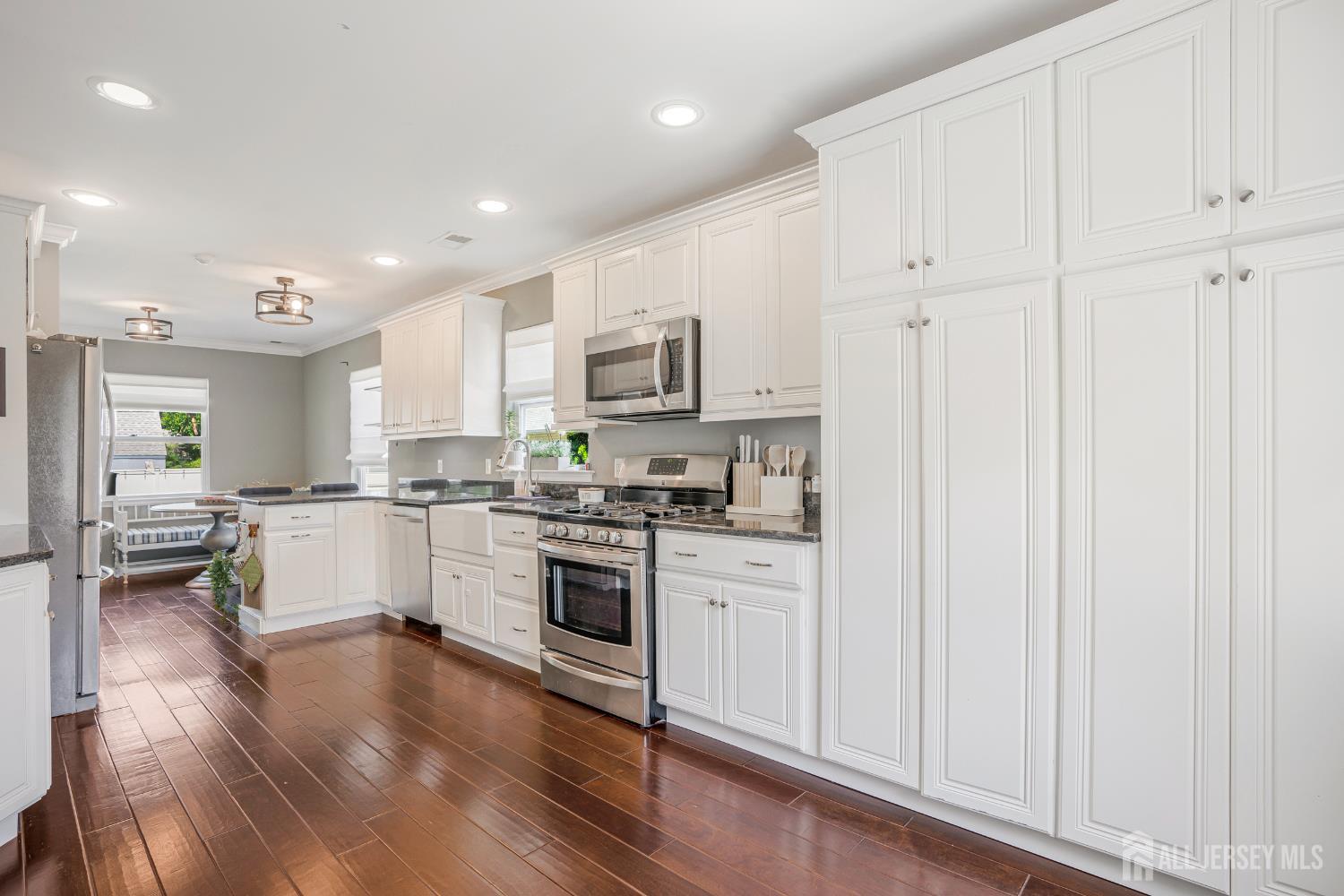 203 Harris Avenue Middlesex NJ 08846