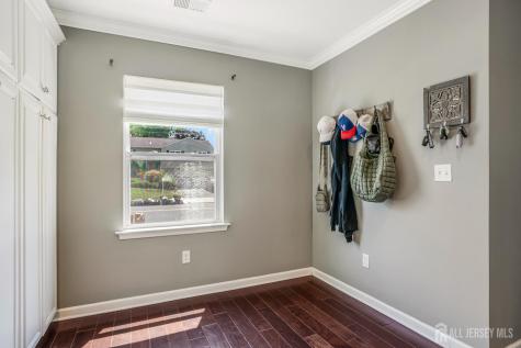 203 Harris Avenue Middlesex NJ 08846