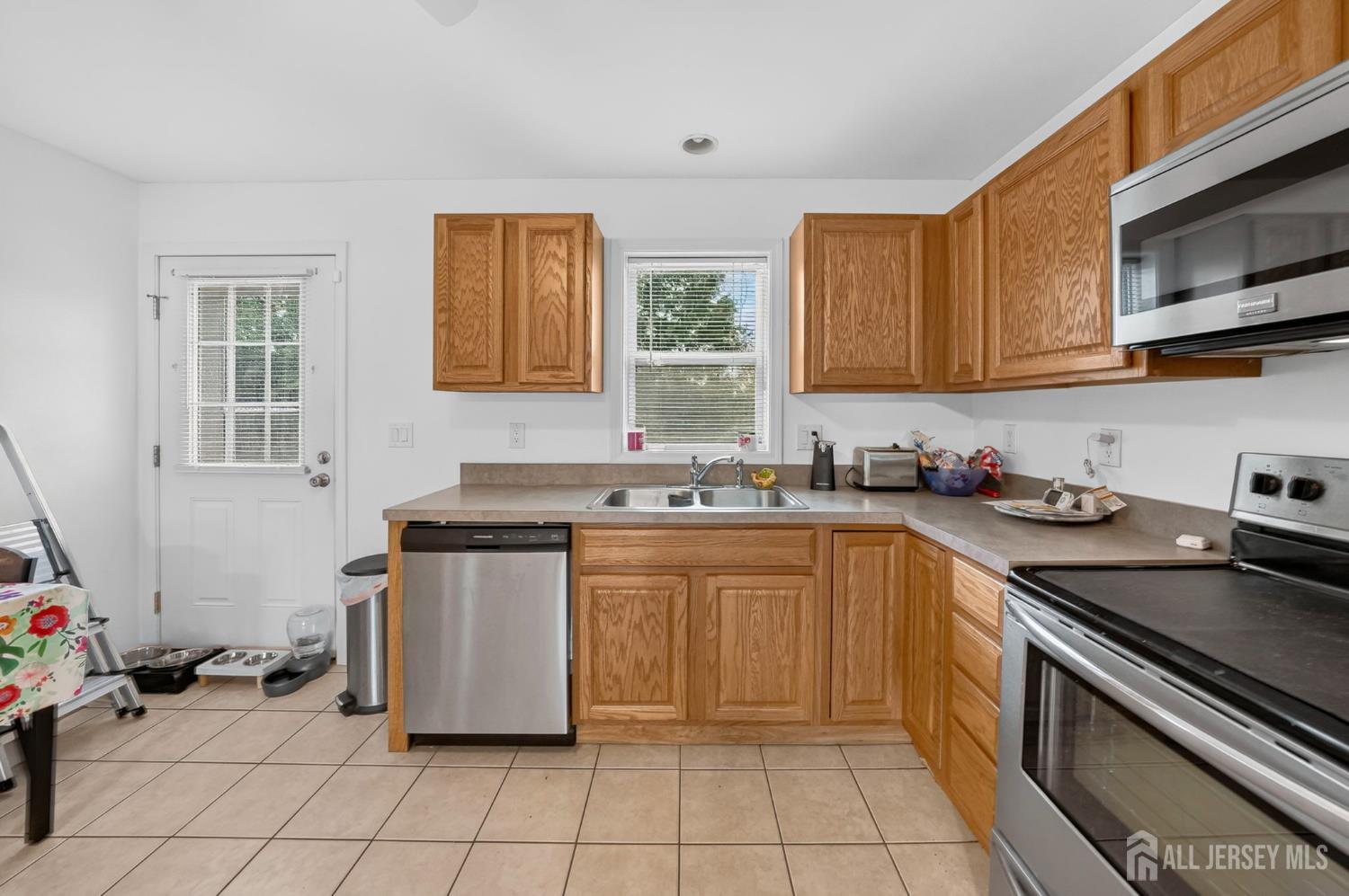 907 Harris Avenue Union Beach NJ 07735