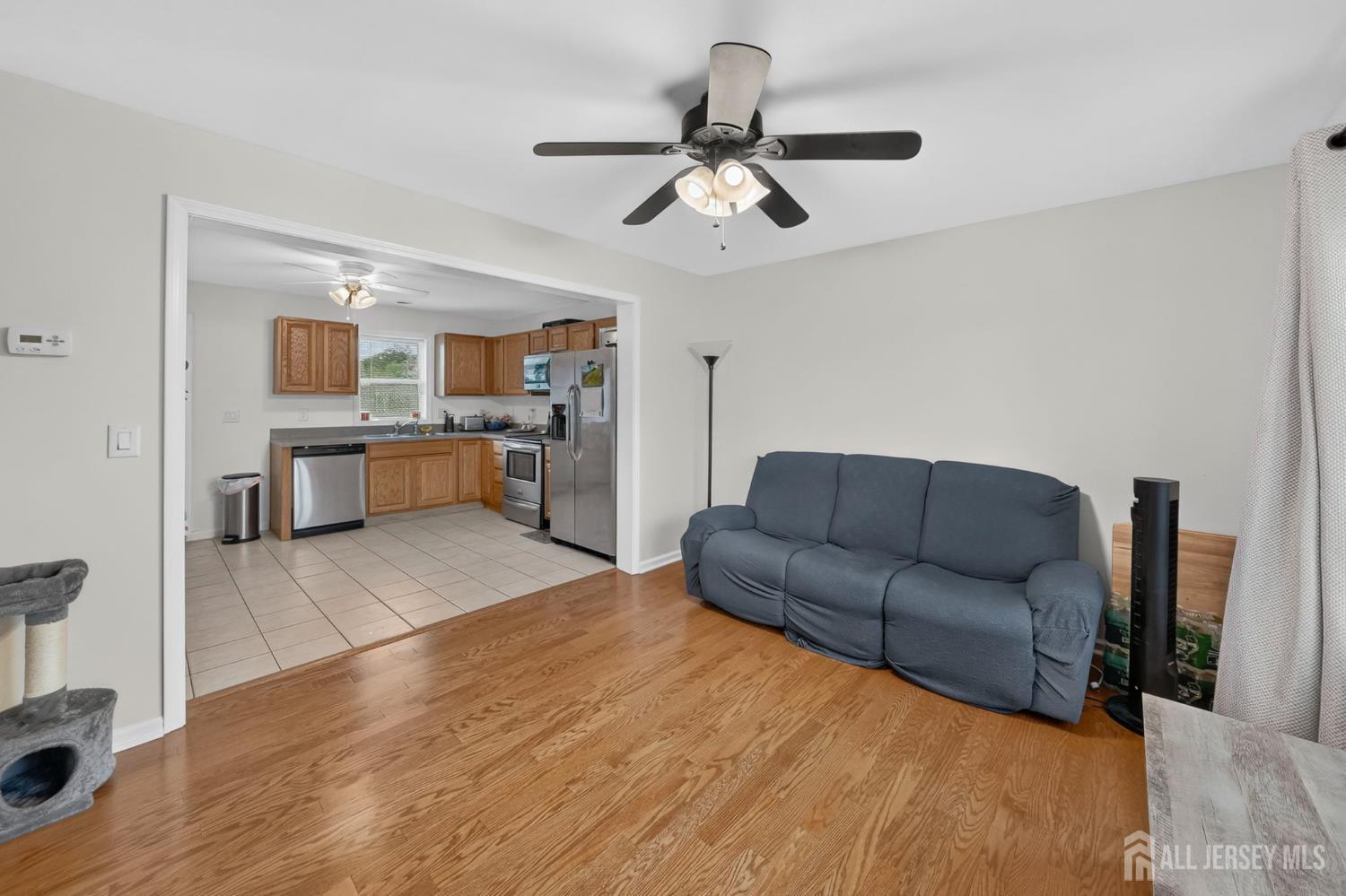 907 Harris Avenue Union Beach NJ 07735