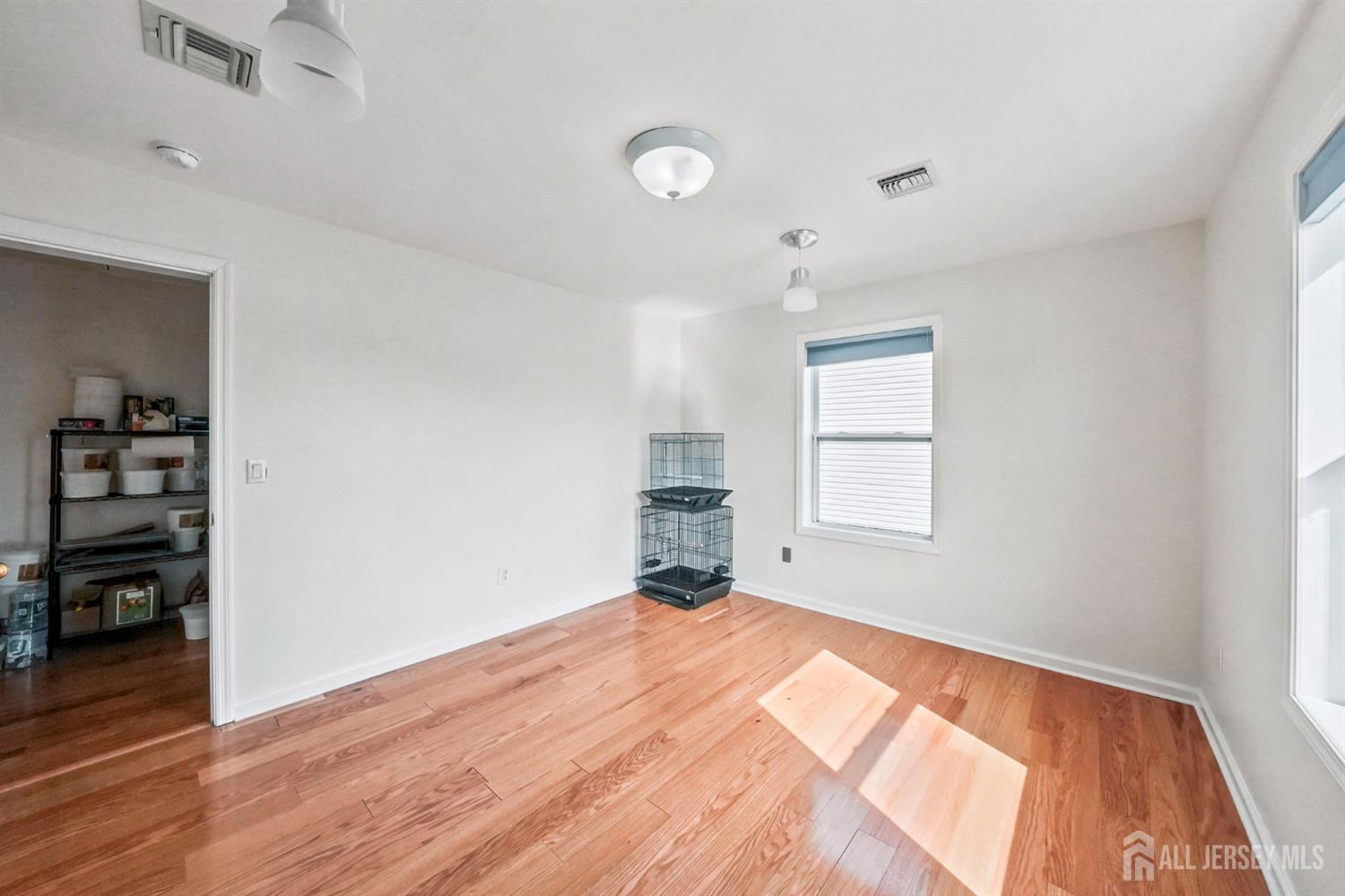 907 Harris Avenue Union Beach NJ 07735