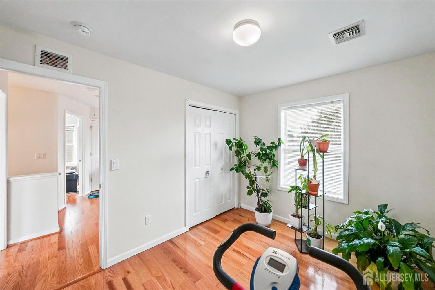 907 Harris Avenue Union Beach NJ 07735