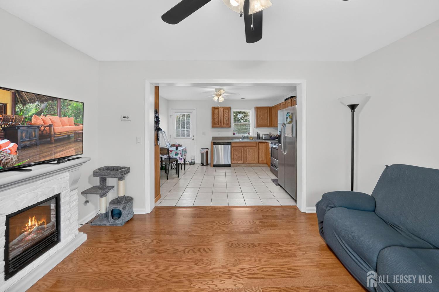 907 Harris Avenue Union Beach NJ 07735