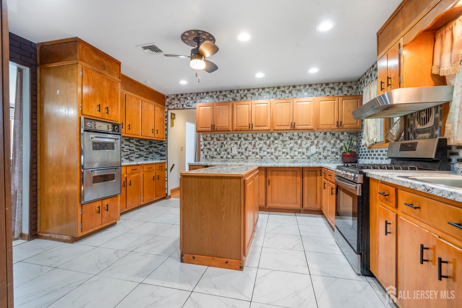 6 Russell Street East Brunswick NJ 08816