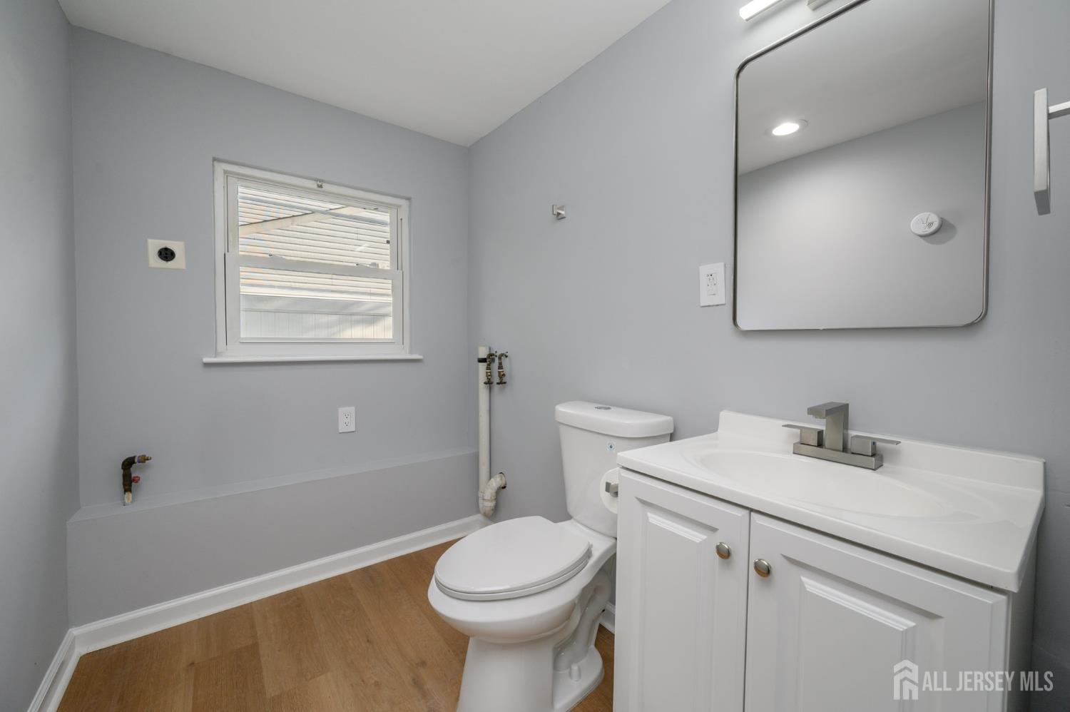 56 Drake Place Colonia NJ 07067