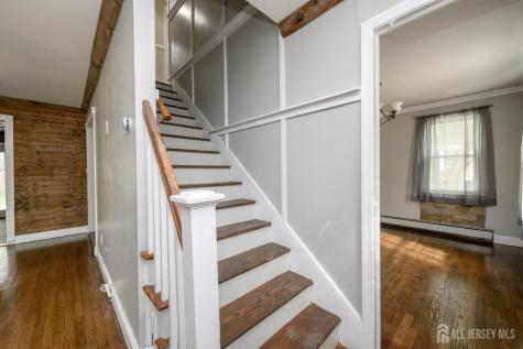 212 Echo Avenue Edison NJ 08837