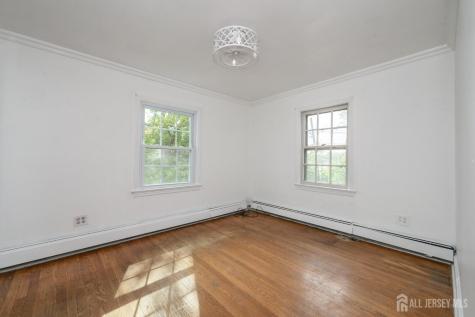 212 Echo Avenue Edison NJ 08837