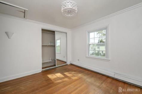 212 Echo Avenue Edison NJ 08837