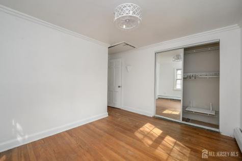 212 Echo Avenue Edison NJ 08837