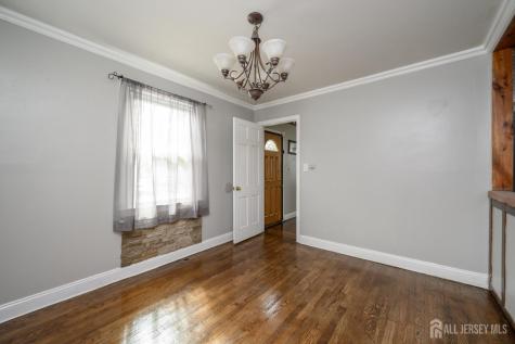 212 Echo Avenue Edison NJ 08837
