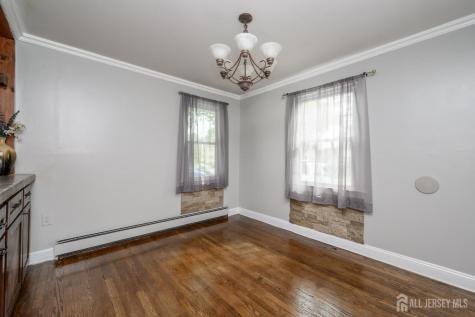 212 Echo Avenue Edison NJ 08837