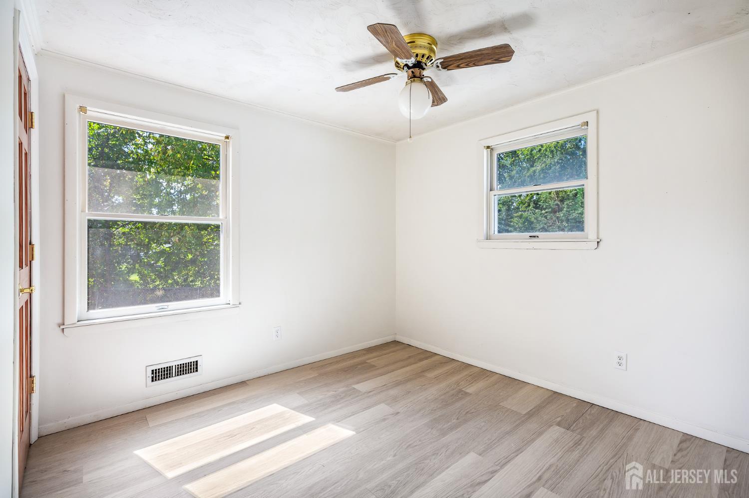 233 Henry Court North Plainfield NJ 07060