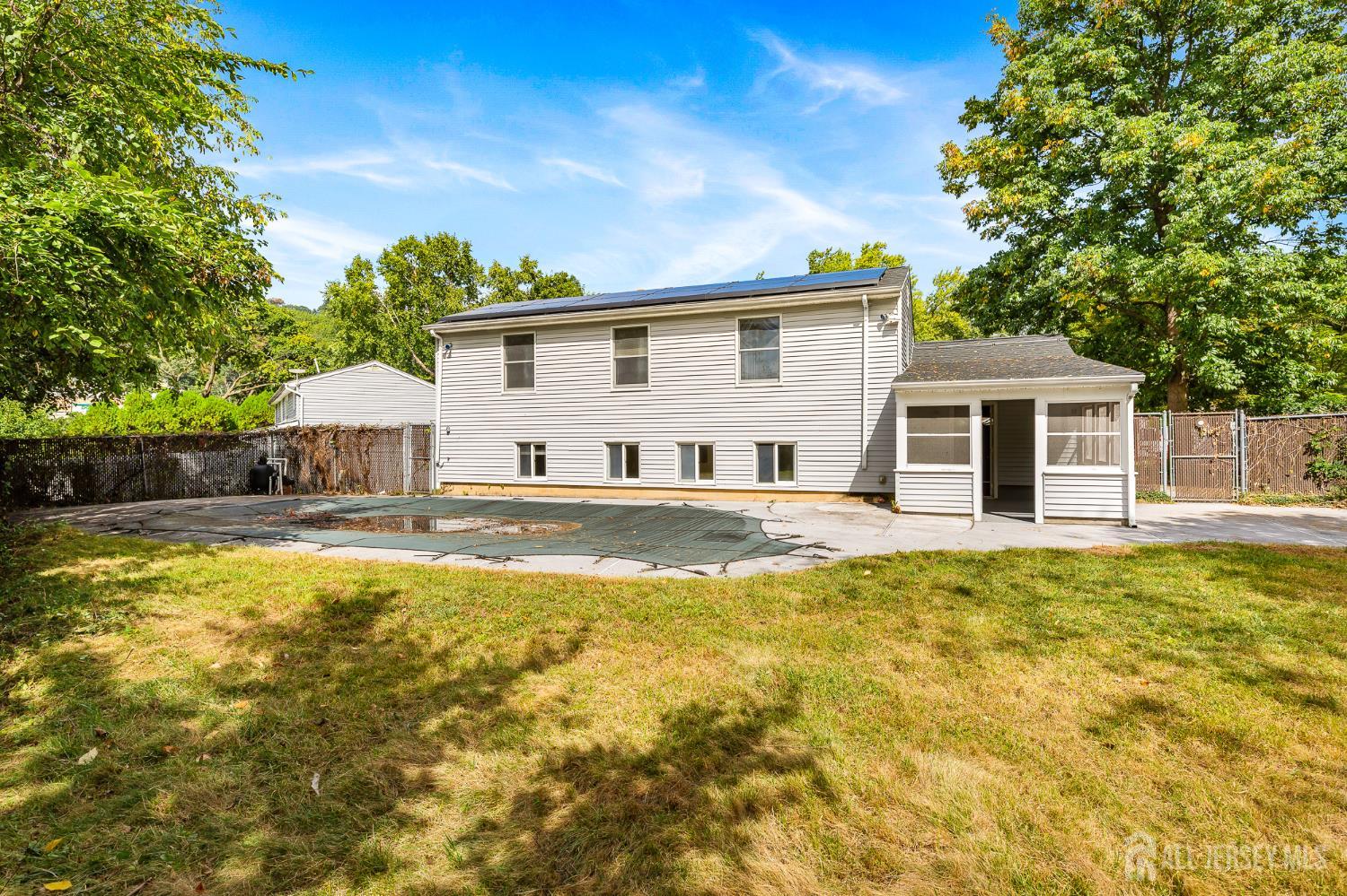 233 Henry Court North Plainfield NJ 07060