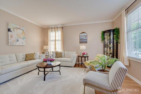 8 Tufts Court South Brunswick NJ 08824