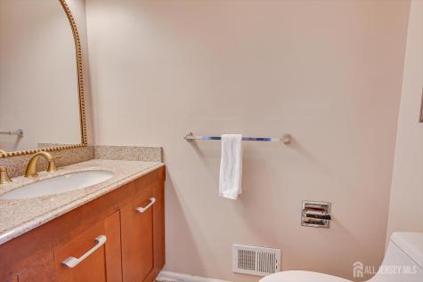 8 Tufts Court South Brunswick NJ 08824