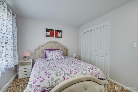 8 Tufts Court South Brunswick NJ 08824