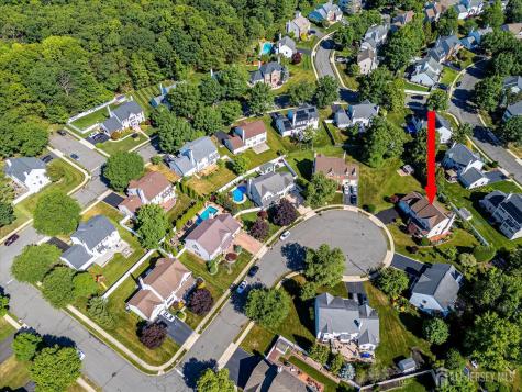 8 Tufts Court South Brunswick NJ 08824